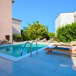 Villa Natalia Stinjan- Private Pool Retreat *