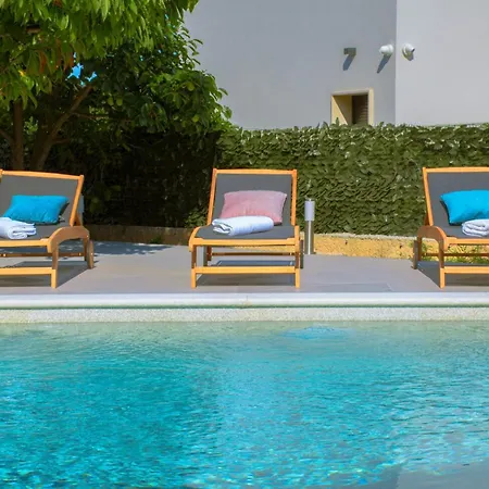 Natalia Stinjan- Private Pool Retreat Vila Pula